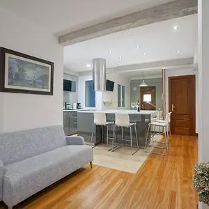  Apartamento Amplio En Gros Con Parking Privado